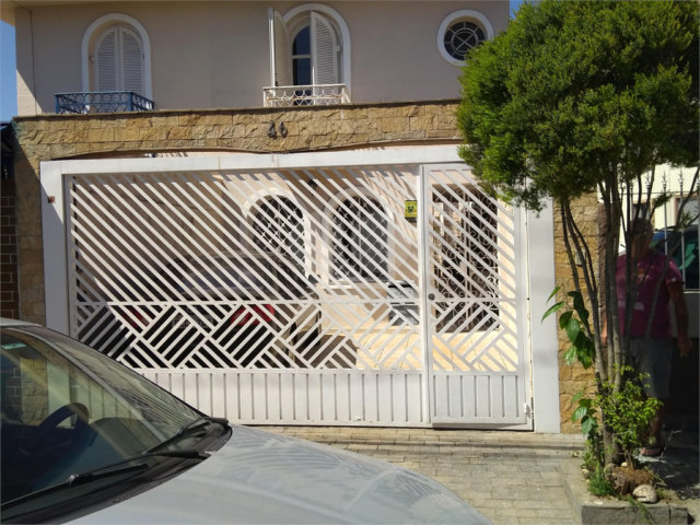 Sobrado à venda com 3 quartos, sendo 1 suíte,  em Vila Ester (zona Norte), São Paulo, SP