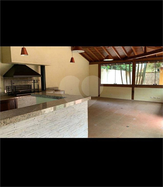 Casa à venda ou para alugar com 4 quartos, sendo 2 suítes, em Serra da Cantareira, Mairiporã, SP