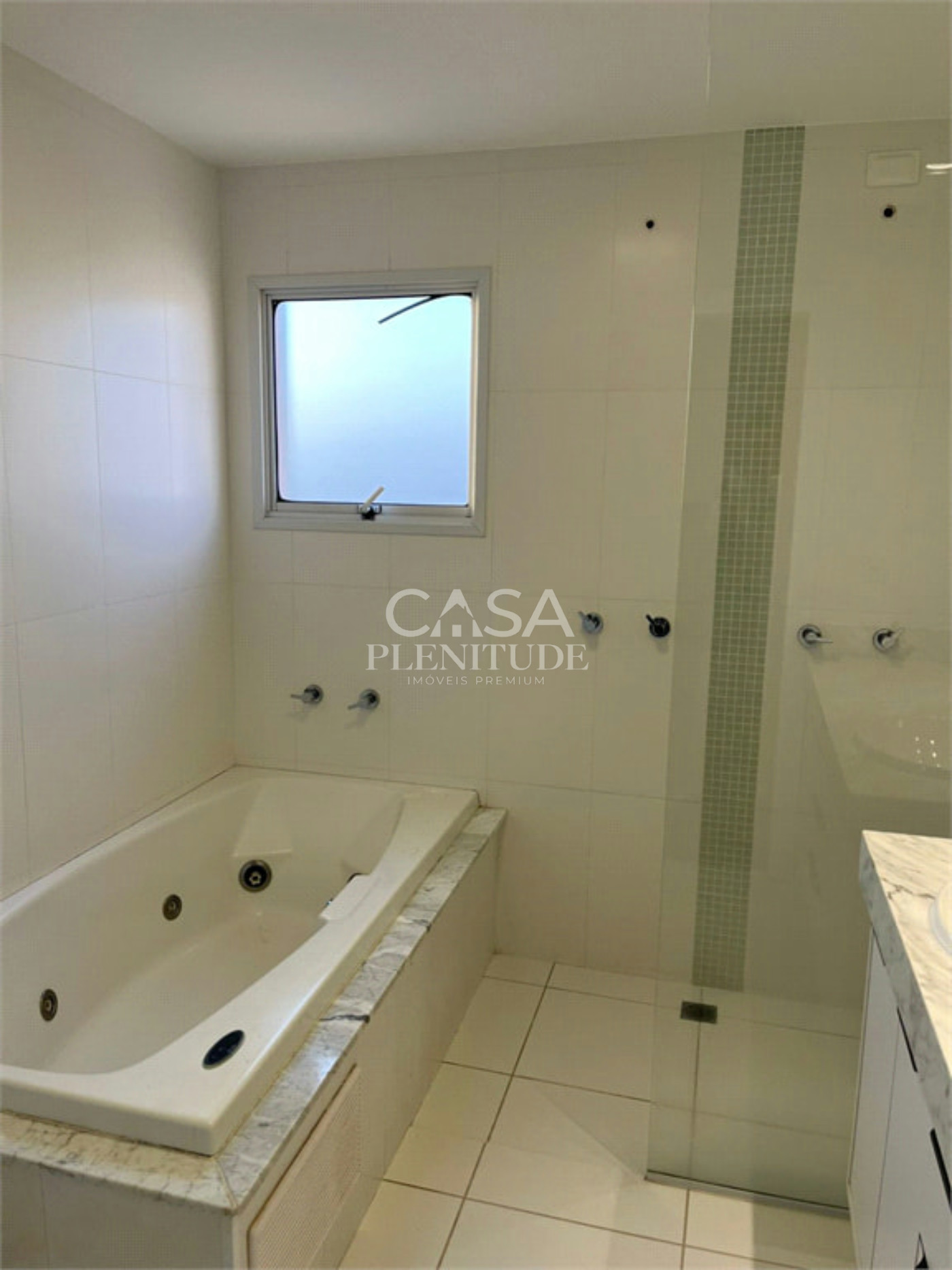 Apartamento à venda com 3 suítes em Parque Campolim, Sorocaba, SP