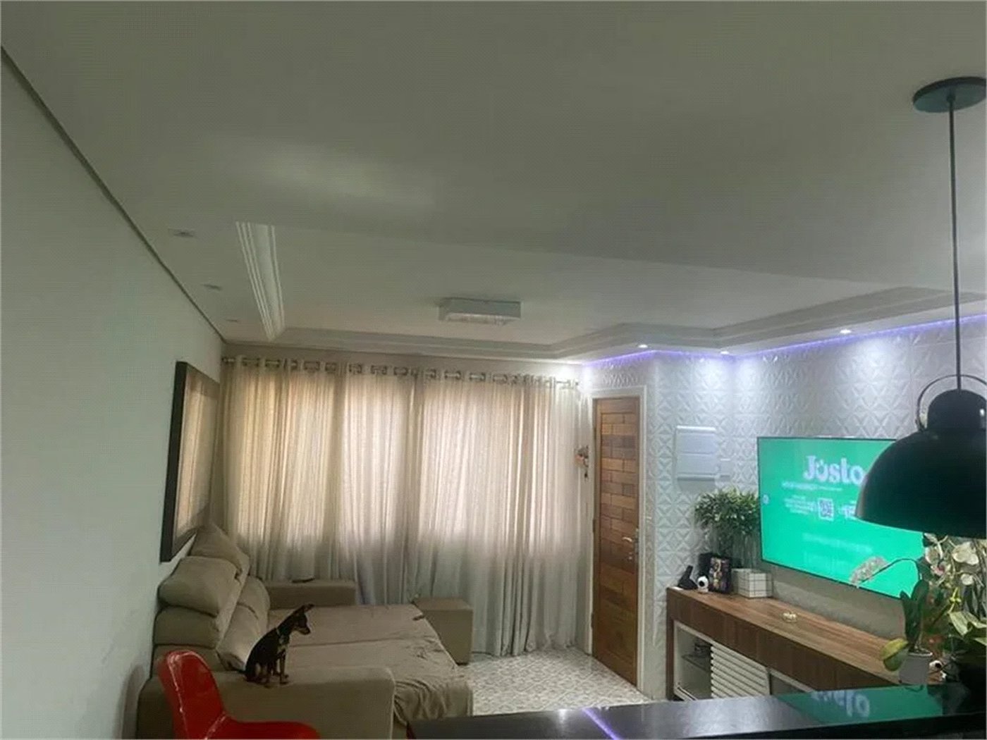 Casa à venda com 4 quartos, sendo 2 suítes, em Jardim Samara, São Paulo, SP