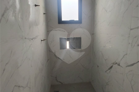 Casa Térrea à venda com 3 suítes em Jardim do Lago, Atibaia, SP