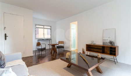 Apartamento à venda com 3 quartos, sendo 1 suíte,  em Itaim Bibi, São Paulo, SP