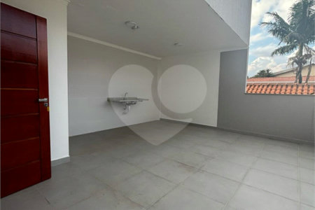 Casa à venda com 2 quartos, sendo 1 suíte, no condomínio Maracujas, São Paulo - SP