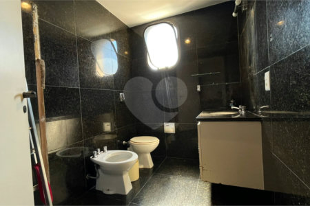 Apartamento à venda com 4 quartos, sendo 3 suítes, em Itaim Bibi, São Paulo, SP
