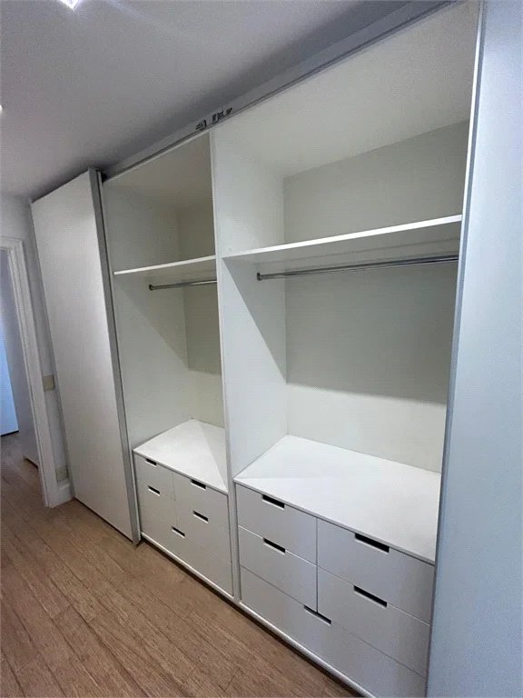 Apartamento à venda com 2 suítes em Parque do Morumbi, São Paulo, SP