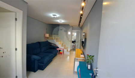 Sobrado à venda com 2 suítes em Vila Polopoli, São Paulo, SP