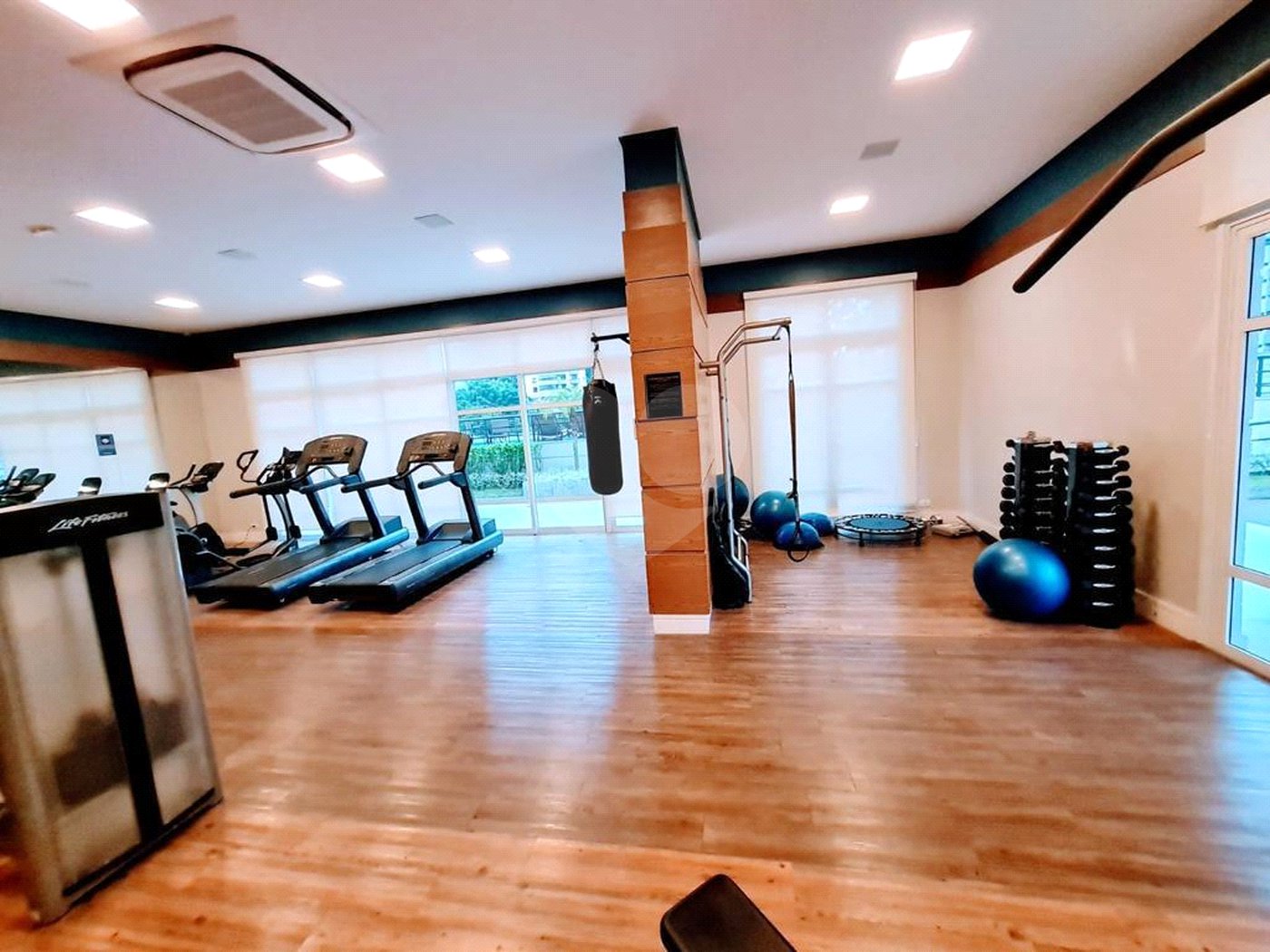 Apartamento à venda com 4 quartos, sendo 3 suítes, em Vila Andrade, São Paulo, SP