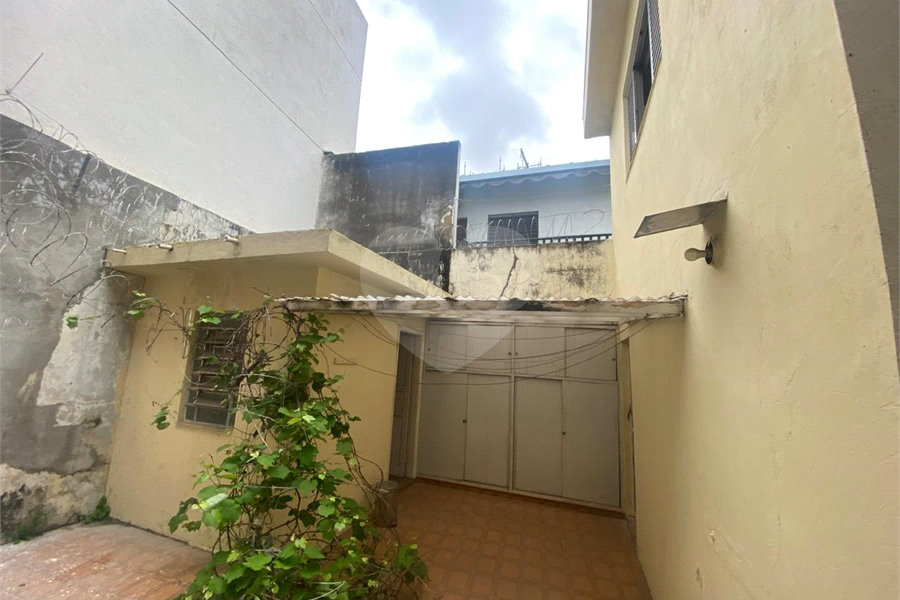 Sobrado à venda com 3 quartos em Bom Retiro, São Paulo, SP