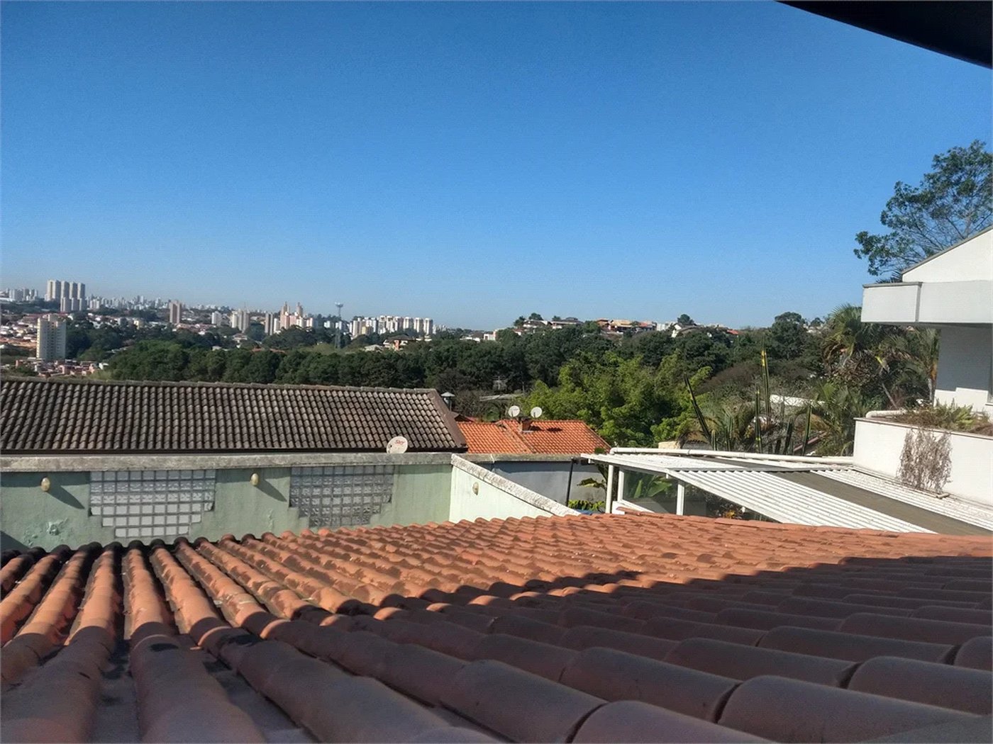 Sobrado à venda com 4 quartos, sendo 1 suíte,  em Parque dos Príncipes, São Paulo, SP