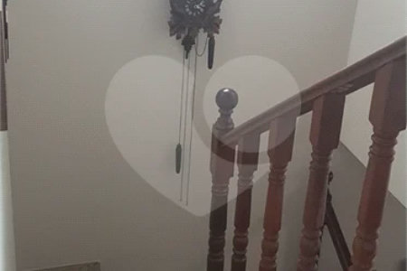Sobrado à venda com 3 quartos, sendo 1 suíte, em Vila Vitório Mazzei, São Paulo, SP