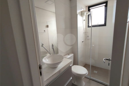 Apartamento à venda ou para alugar com 3 quartos, sendo 2 suítes, em Vila Ginez, Itapetininga, SP
