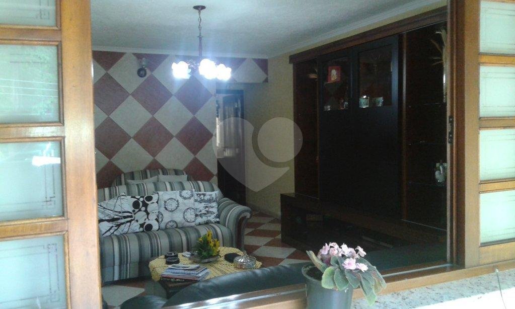 Sobrado à venda com 2 suítes em Tremembé, São Paulo, SP