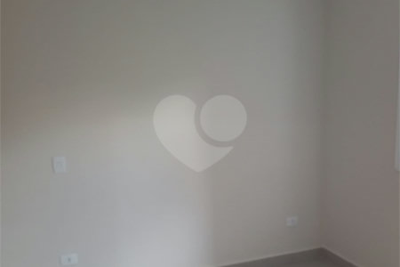 Casa em condomínio para alugar com 2 quartos em Vila Germinal, São Paulo, SP