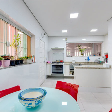 Casa à venda com 4 quartos, sendo 1 suíte,  em Brooklin Paulista, São Paulo, SP