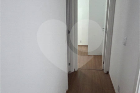 Apartamento à venda com 2 quartos em Vila Zat, São Paulo, SP