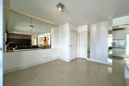 Apartamento à venda com 3 quartos, sendo 1 suíte,  em Vila Andrade, São Paulo, SP