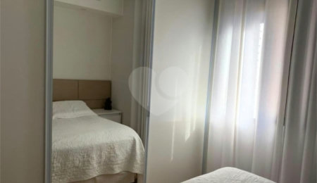 Apartamento à venda com 3 quartos, sendo 1 suíte,  em Jardim das Vertentes, São Paulo, SP