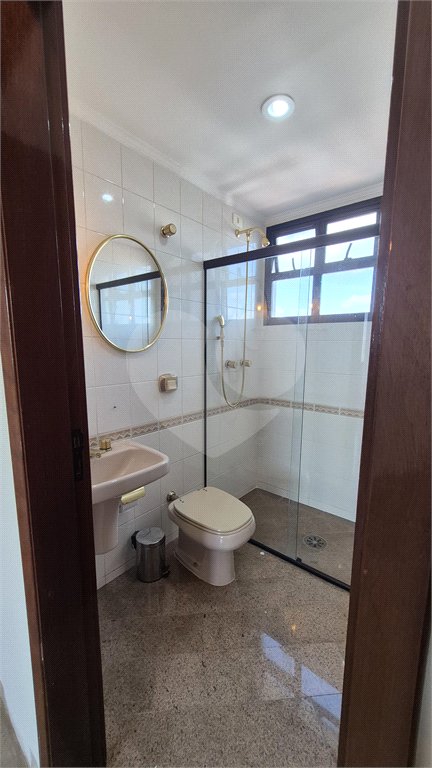 Apartamento à venda ou para alugar com 3 quartos, sendo 2 suítes, em Vila Romana, São Paulo, SP