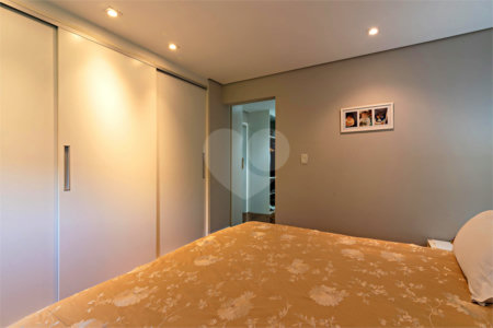Apartamento à venda com 3 quartos, sendo 1 suíte, em Alto da Boa Vista, São Paulo, SP