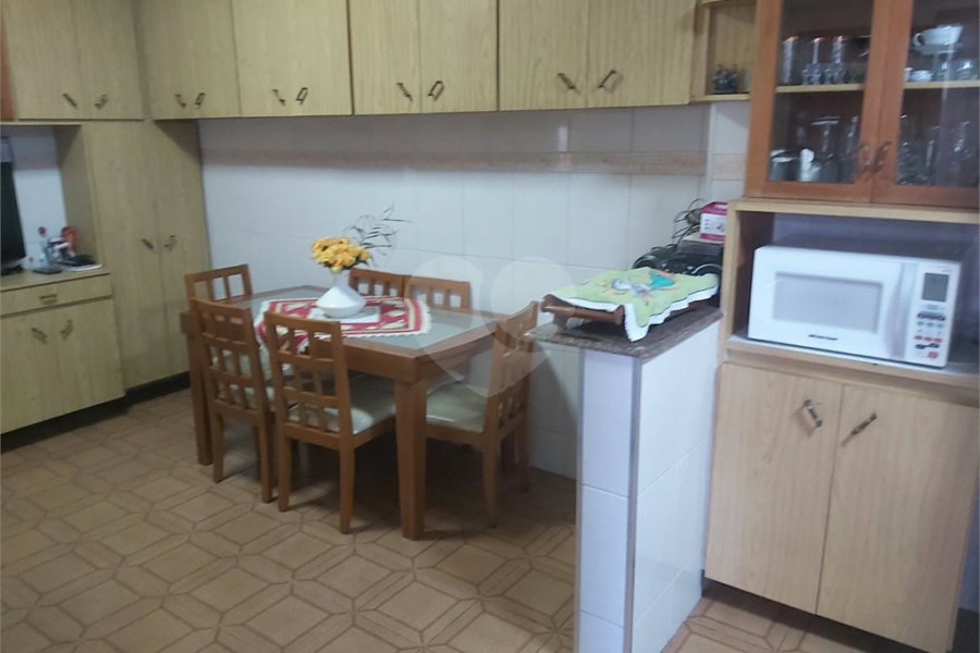 Casa de Vila à venda com 4 quartos, sendo 1 suíte, em Vila Medeiros, São Paulo, SP