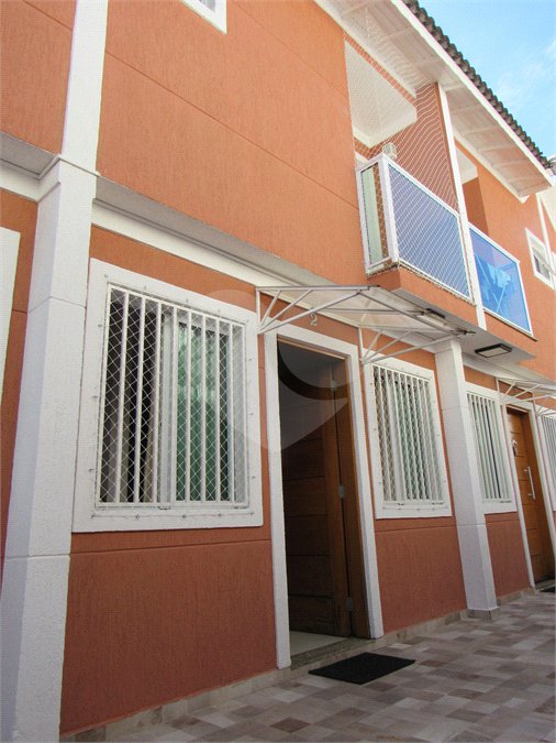 Casa à venda com 2 suítes no condomínio Real Residencial Julia, São Paulo - SP