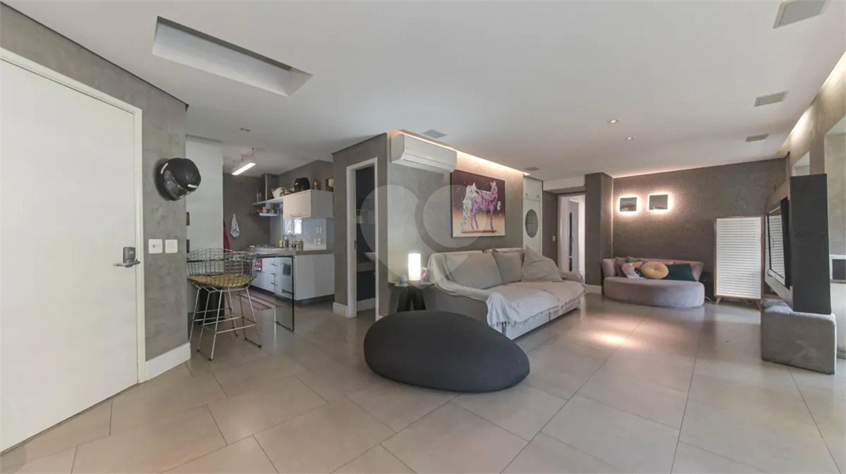 Apartamento à venda com 3 suítes em Vila Gertrudes, São Paulo, SP