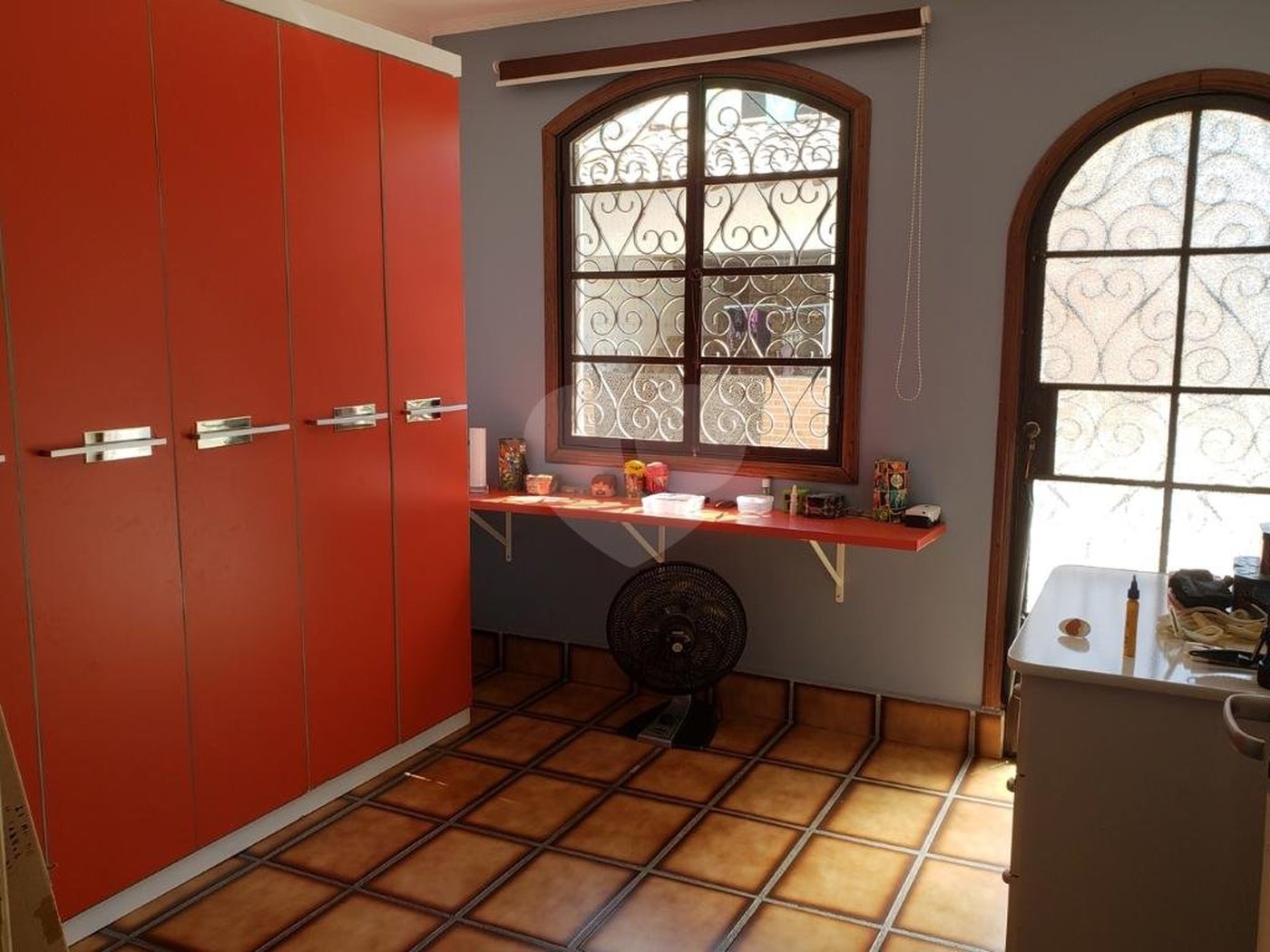 Sobrado à venda com 4 quartos, sendo 1 suíte, em Jardim Floresta, São Paulo, SP