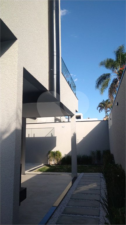 Casa à venda com 3 quartos, sendo 2 suítes,  em Nova Gardênia, Atibaia, SP