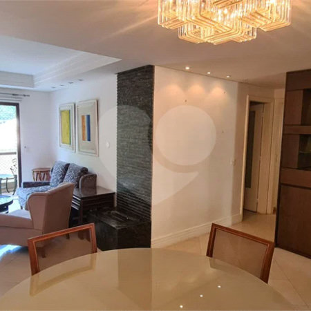 Apartamento à venda no Campo Belo com 110m², 03 dormitórios sendo 01 suite, 2 vagas - São Paulo/S