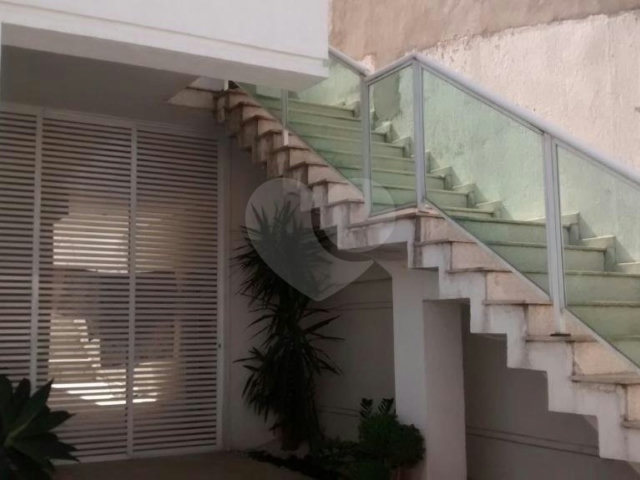 Sobrado à venda com 4 suítes em Tremembé, São Paulo, SP