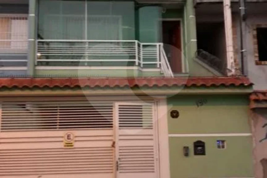 Sobrado à venda com 3 quartos, sendo 1 suíte, em Vila Nova Cachoeirinha, São Paulo, SP