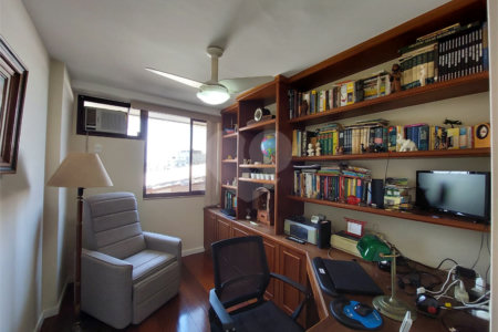 Cobertura à venda com 4 quartos, sendo 1 suíte, em Tijuca, Rio de Janeiro, RJ