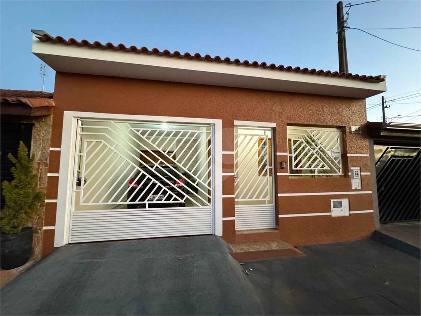 Casa à venda com 3 quartos, sendo 1 suíte, em Morada do Sol, Itapetininga, SP