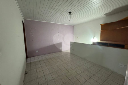Casa à venda com 3 quartos, sendo 1 suíte,  em Jardim Imperador, Guarulhos, SP