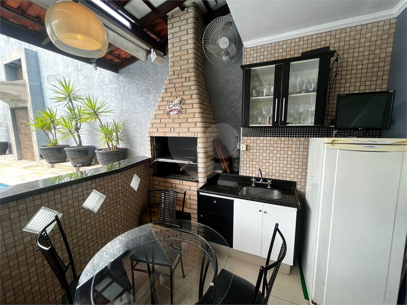 Casa à venda com 6 quartos, sendo 3 suítes, no Centro, Itapetininga, SP