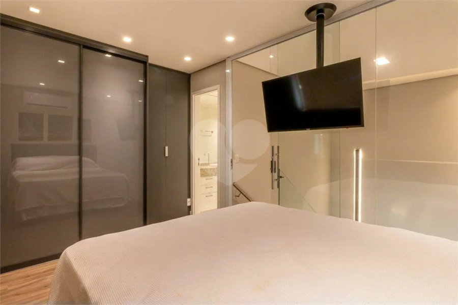 LOFT DUPLEX DE CINEMA. VENHA FAZER UMA VISITA.