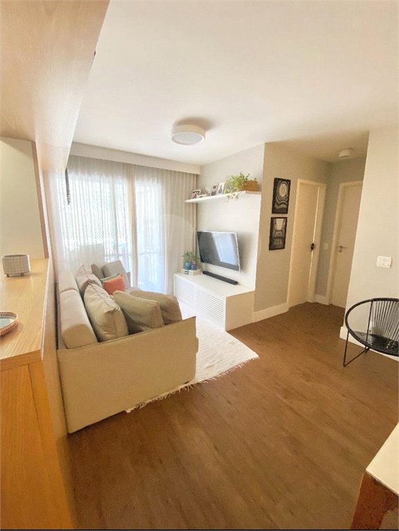 Apartamento à venda Vila Gumercindo - 2 dormitórios, 1 suíte, 1 vaga