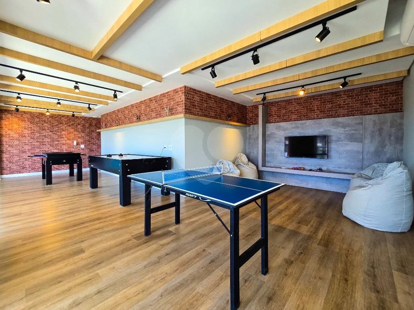 Apartamento à venda com 3 quartos, sendo 1 suíte,  em Maitinga, Bertioga, SP