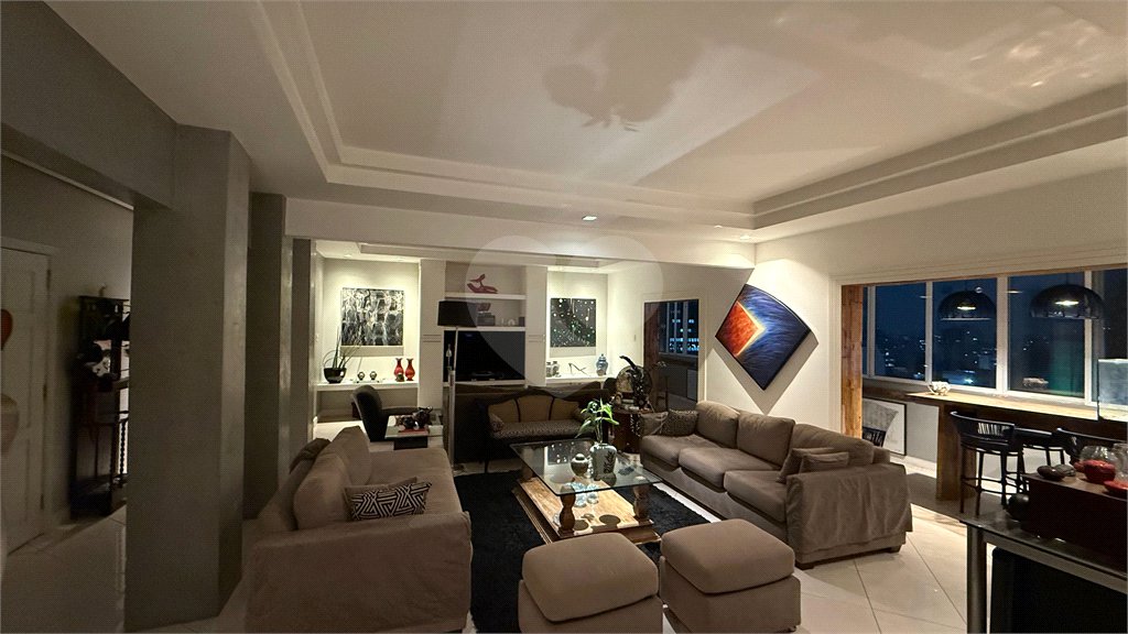 Apartamento na Consolação para locação com 3 dormitórios, 2 vagas na Consolação