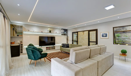 Casa à venda com 6 quartos, sendo 3 suítes,  em Interlagos, São Paulo, SP