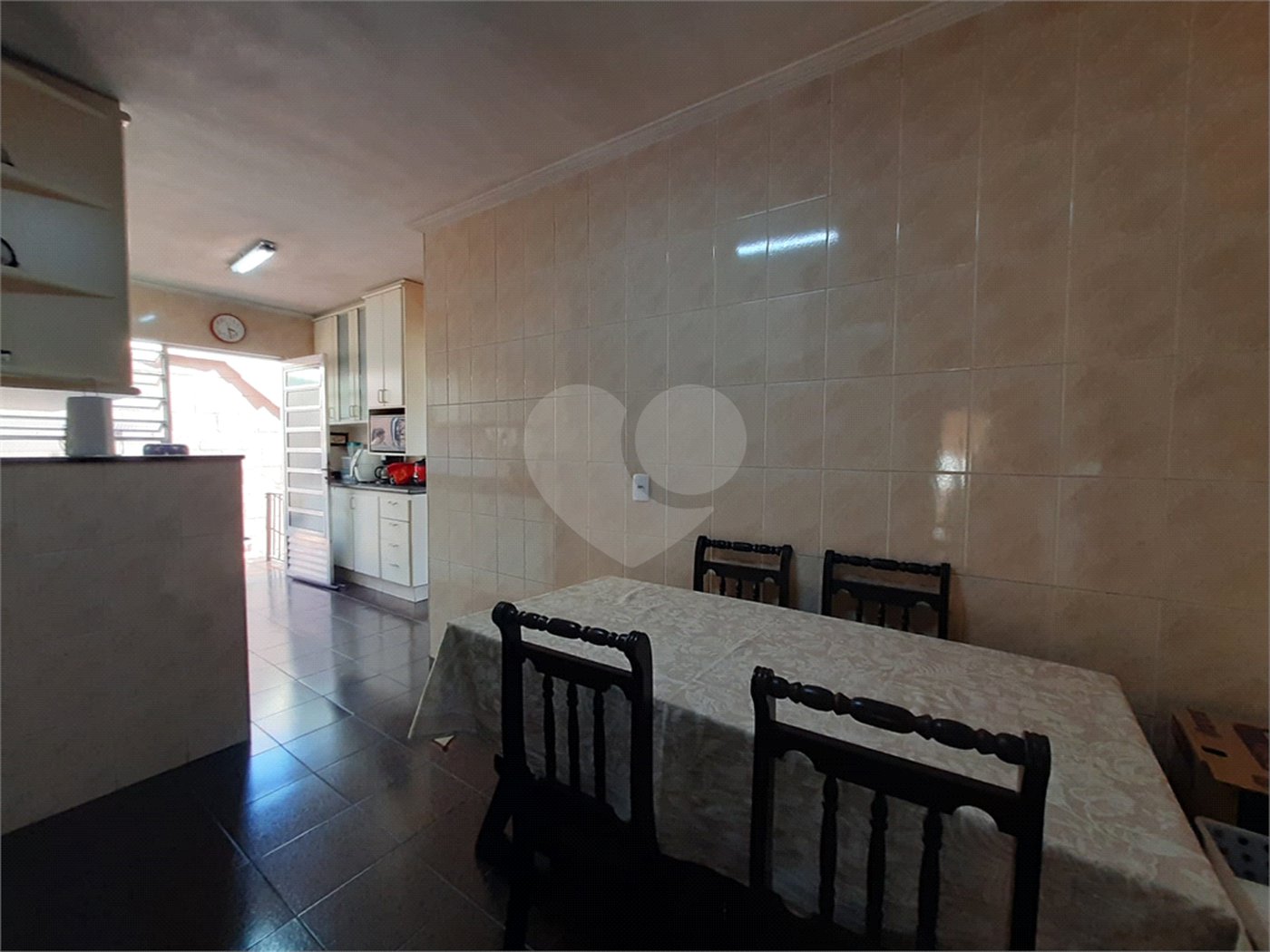 Casa à venda com 4 quartos, sendo 1 suíte,  em Parque Continental, São Paulo, SP