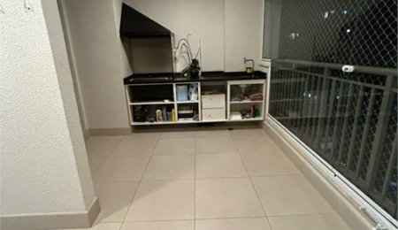 Apartamento à venda com 3 quartos, sendo 1 suíte,  em Vila Andrade, São Paulo, SP