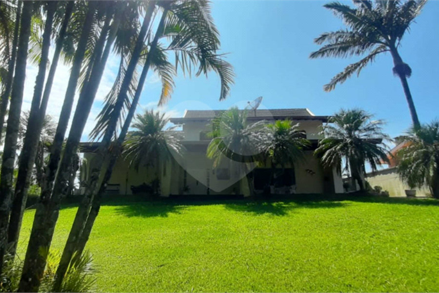 Casa à venda com 4 suítes no condomínio Parque Imperial da Cantareira, Mairiporã - SP
