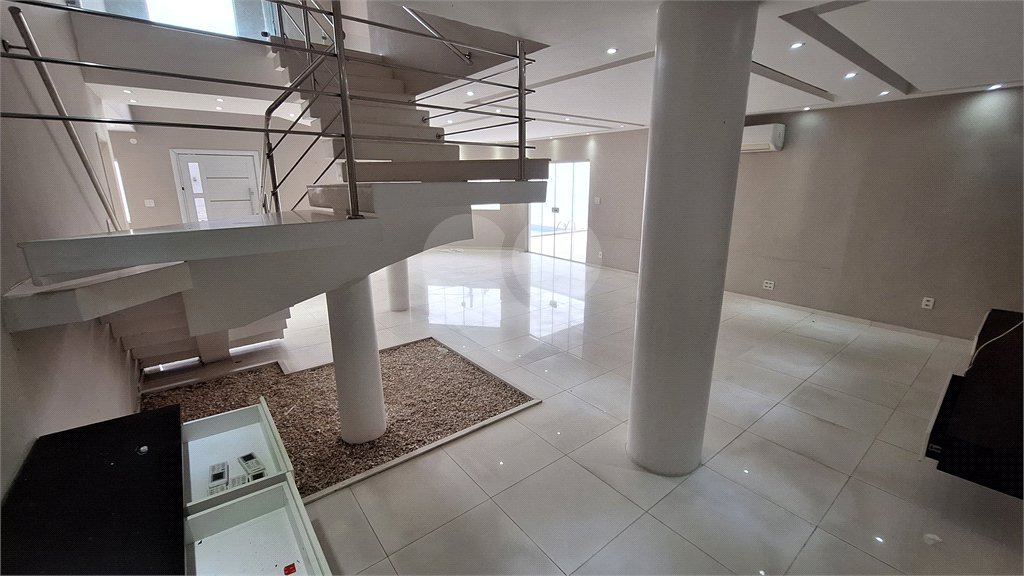Casa à venda com 4 suítes no condomínio Pedra Mar, Rio de Janeiro - RJ