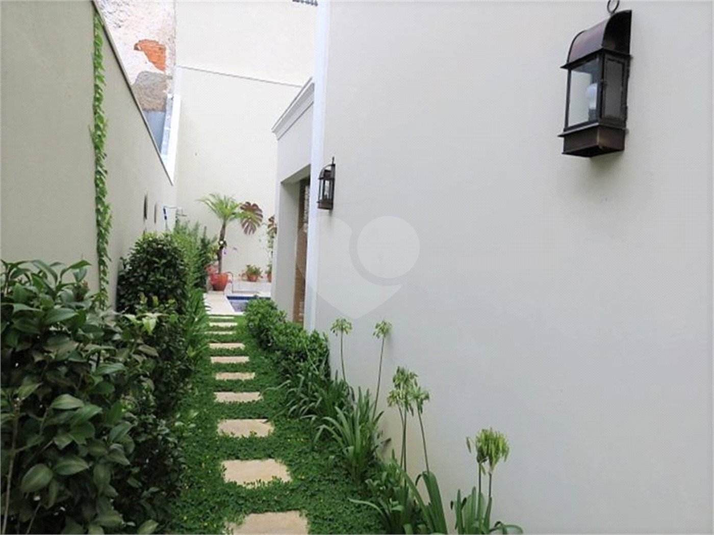 Casa à venda com 3 suítes em Vila Inah, São Paulo, SP
