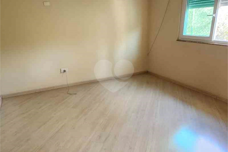 Casa à venda com 3 suítes no condomínio Quinta de Santo Antônio, São Paulo - SP
