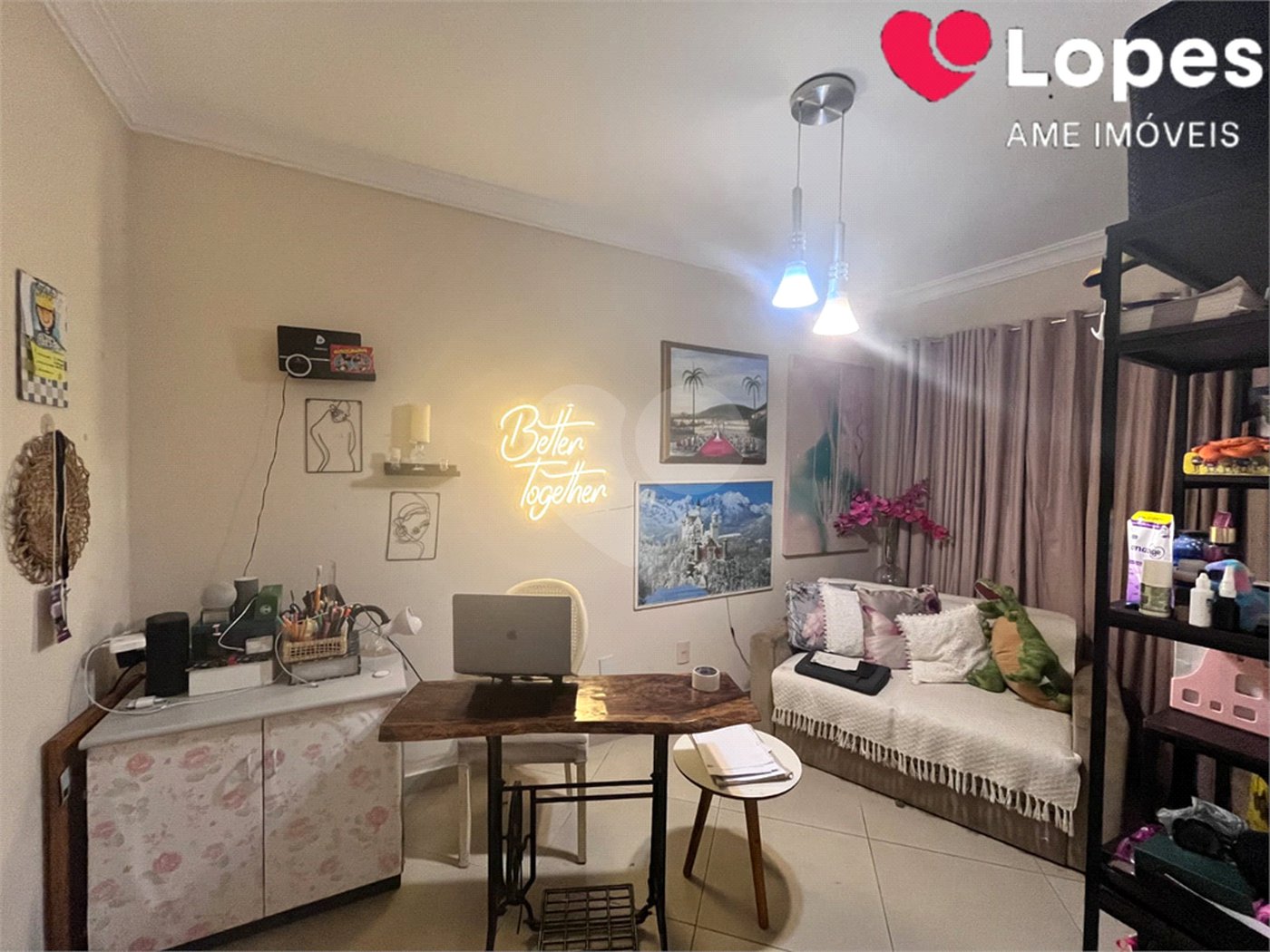 Casa à venda com 4 quartos, sendo 3 suítes, no condomínio Fazenda Cantagalo, Rio de Janeiro - RJ