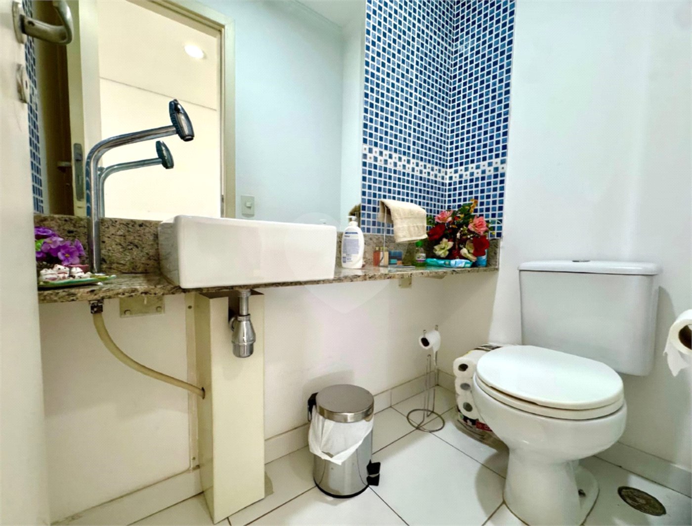 Apartamento à venda com 3 quartos, sendo 1 suíte, em Vila Galvão, Guarulhos, SP