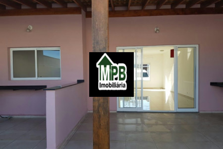 Sobrado à venda com 3 quartos, sendo 1 suíte, no condomínio Horto 3, Sorocaba - SP