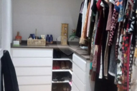 Casa à venda com 3 quartos, sendo 1 suíte, no condomínio Ibiaram 1, Itupeva - SP